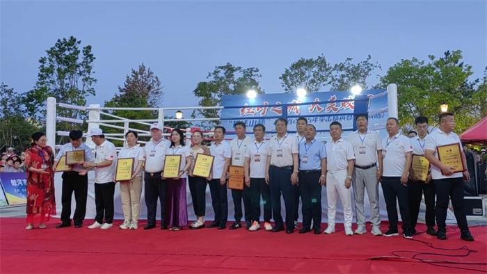 “拉法山杯”2025吉林省拳击精英赛获得圆满成功